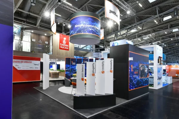 Ein Messestand im digitalen Look.